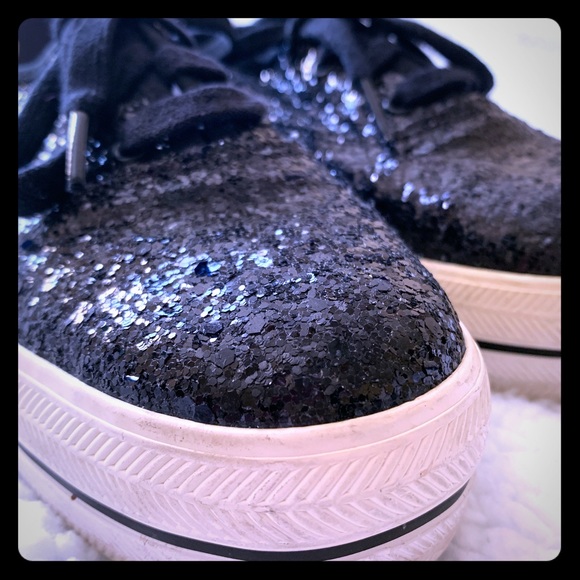 kate spade Shoes - LAST CHANCE KATE SPADEKEDS Black Glitter Shoes 8